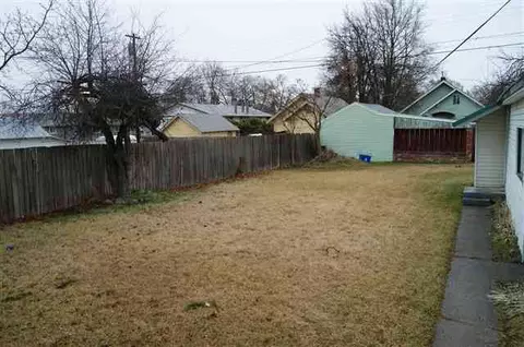 1923 E Hoffman, Spokane, WA 99207 photo 8