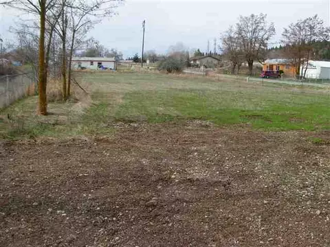 2801 N Upriver Dr, Spokane, WA 99217 photo 3