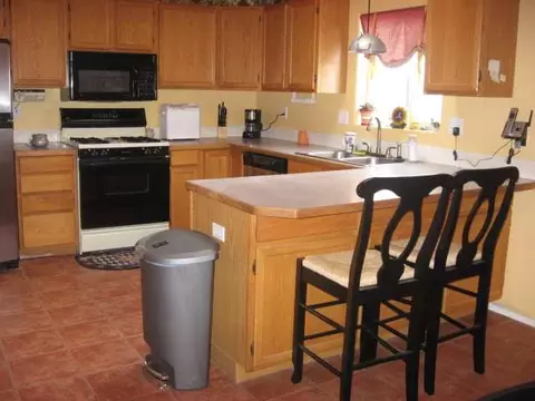 1703 E Morris Ct, Deer Park, WA 99006 photo 2