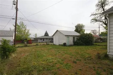 1308 E Liberty Ave, Spokane, WA 99207 photo 8