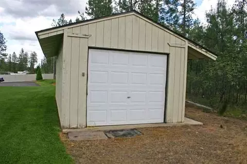 5925 W Vale Ln, Spokane, WA 99208 photo 8