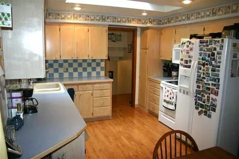 30 E Salmon Ave, Spokane, WA 99218 photo 1