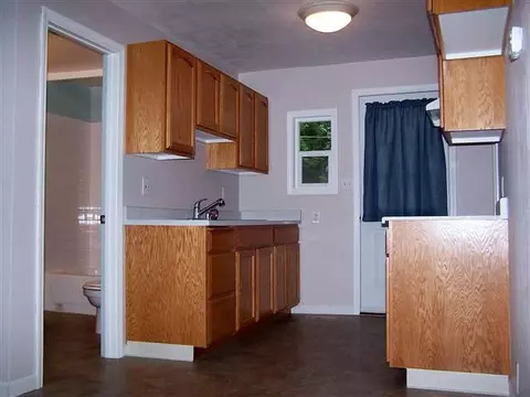 11206 E 16th Ave, Spokane, WA 99206 photo 2