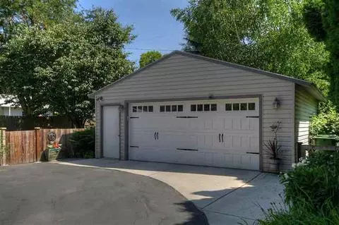 412 E 21st Ave, Spokane, WA 99203 photo 9