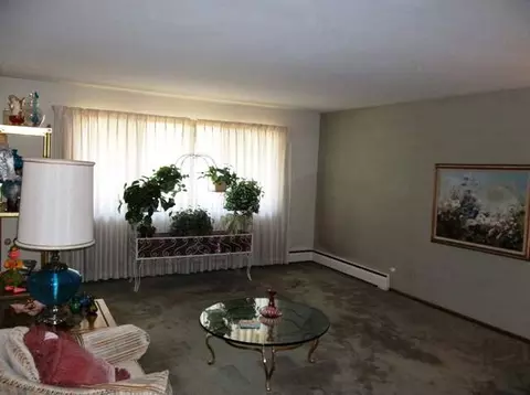 2121 E 35th, Spokane, WA 99203 photo 1