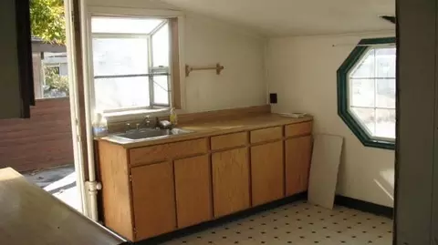 2008 E Mallon Ave, Spokane, WA 99202 photo 4