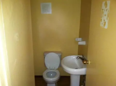 1703 E 4th, Spokane, WA 99202 photo 6
