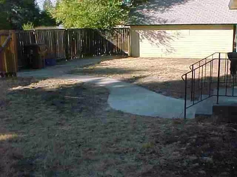 1018 E Rowan Ave, Spokane, WA 99208 photo 6