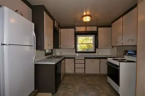7216 E 10th Ave, Spokane Valley, WA 99212 photo 3