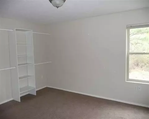 916 E 5th Ave, Spokane, WA 99202 photo 5