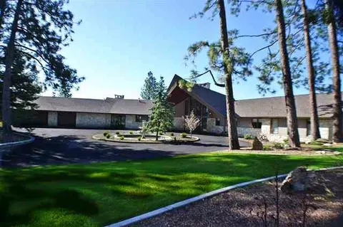 214 E High Dr, Spokane, WA 99203 photo 1