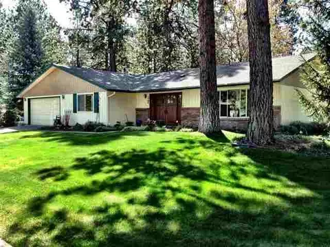 1704 E 60th Ave, Spokane, WA 99223 photo 1