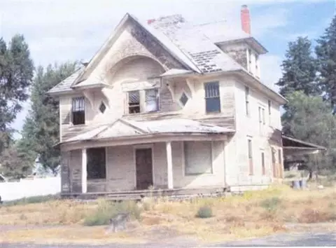 209 E 3rd St, Lind, WA 99341 photo 1