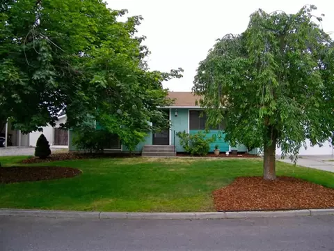702 E Sierra, Spokane, WA 99208 photo 1