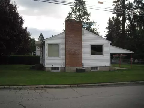 1006 E 35th Ave, Spokane, WA 99203 photo 2