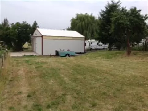105 N Pine St, Spangle, WA 99031 photo 4