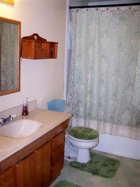 12209 E Lenora Dr, Spokane, WA 99206 photo 8