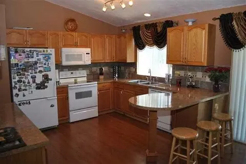 2614 Everett, Spokane, WA 99217 photo 6