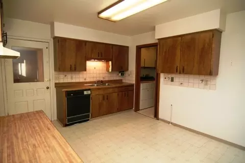 1208 E Augusta Ave, Spokane, WA 99207 photo 2