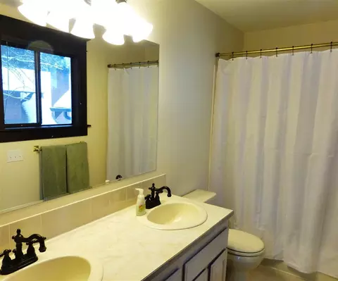 944 E 32nd Ave, Spokane, WA 99203 photo 12