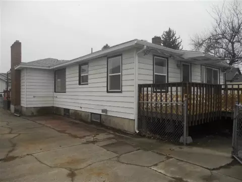 417 E Walton Ave, Spokane, WA 99207 photo 3