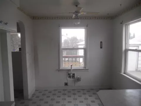 417 E Walton Ave, Spokane, WA 99207 photo 4