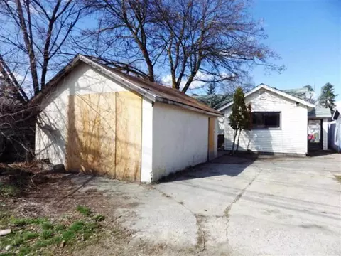418 E Queen Ave, Spokane, WA 99207 photo 16