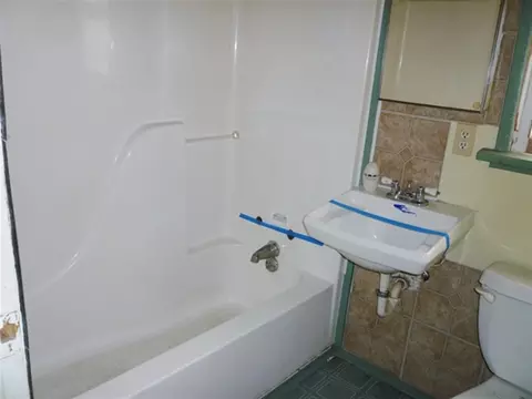 418 E Queen Ave, Spokane, WA 99207 photo 13