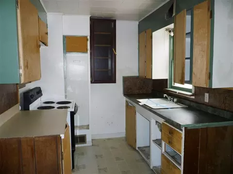 418 E Queen Ave, Spokane, WA 99207 photo 6