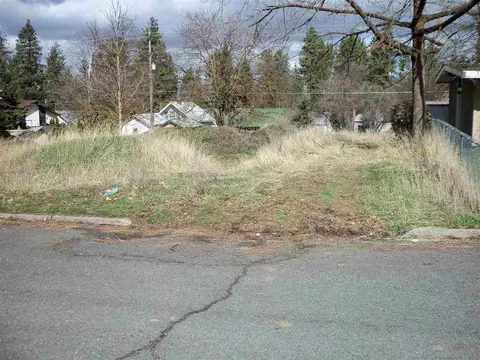 1023 E 30th, Spokane, WA 99203 photo 1