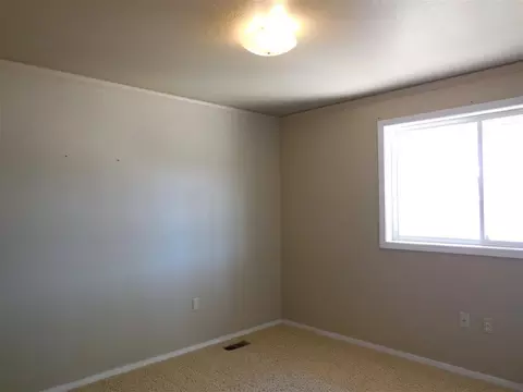 527 E Midway Rd, Colbert, WA 99005 photo 17
