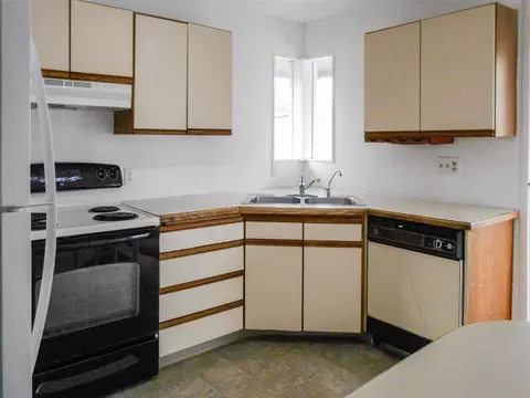 4023 E Grace, Spokane, WA 99217 photo 5