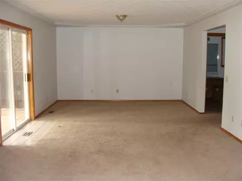 2404 E Winger Rd, Spokane, WA 99208 photo 4