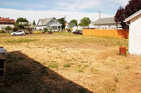 550 E Gordon, Spokane, WA 99207 photo 6