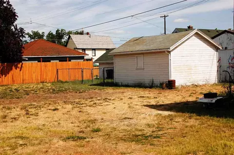 550 E Gordon, Spokane, WA 99207 photo 3