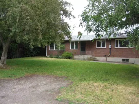 414 Empire Ave, Spokane, WA 99207 photo 2