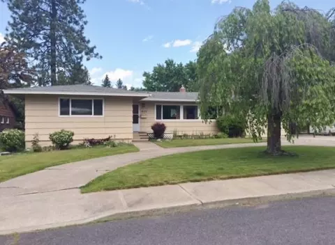 1829 E 39th, Spokane, WA 99203 photo 1