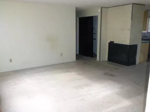 3827 E 13th Ave, Spokane, WA 99202 photo 2