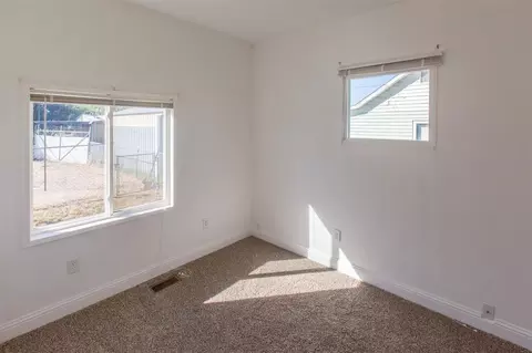 2214 E Rowan Ave, Spokane, WA 99207 photo 10