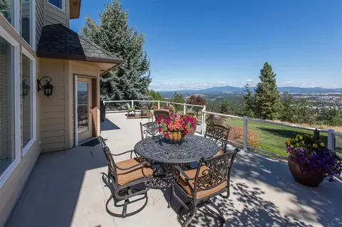 9520 N Cedar Rd, Spokane, WA 99208 photo 6