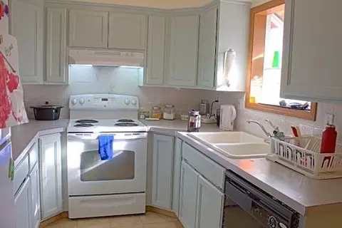 1212 E Augusta Ave, Spokane, WA 99207 photo 3