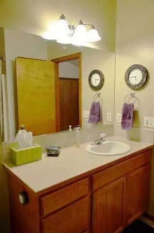 13202 E 13th Ave, Spokane Valley, WA 99216 photo 8