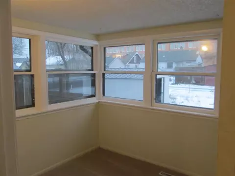 1604 E Broad Ave, Spokane, WA 99207 photo 8