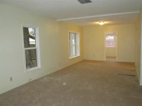 1604 E Broad Ave, Spokane, WA 99207 photo 5