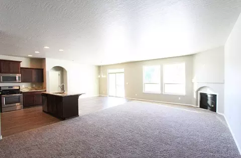 7607 E Ruby Ln, Spokane, WA 99212 photo 5