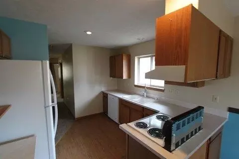 3107 E 33rd, Spokane, WA 99223 photo 4