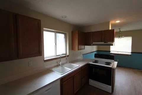 3107 E 33rd, Spokane, WA 99223 photo 5