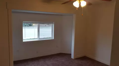 2103 E Sanson Ave, Spokane, WA 99207 photo 7