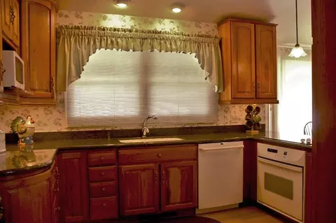 2211 E 34th, Spokane, WA 99203 photo 13