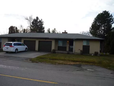 11204 E 8th Ave, Spokane Valley, WA 99206 photo 2